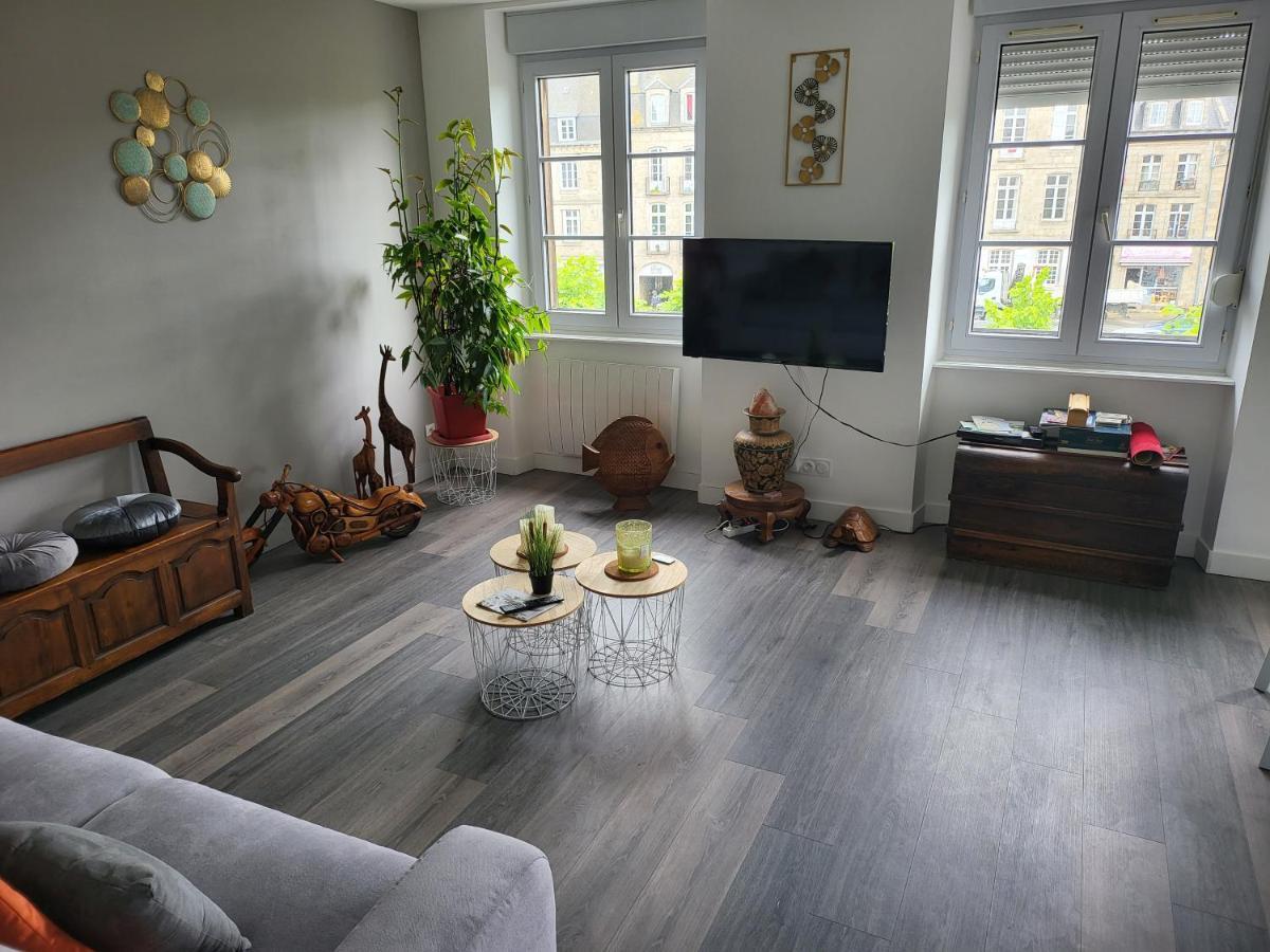 Les Appartements Du Marche ดีน็อง ภายนอก รูปภาพ