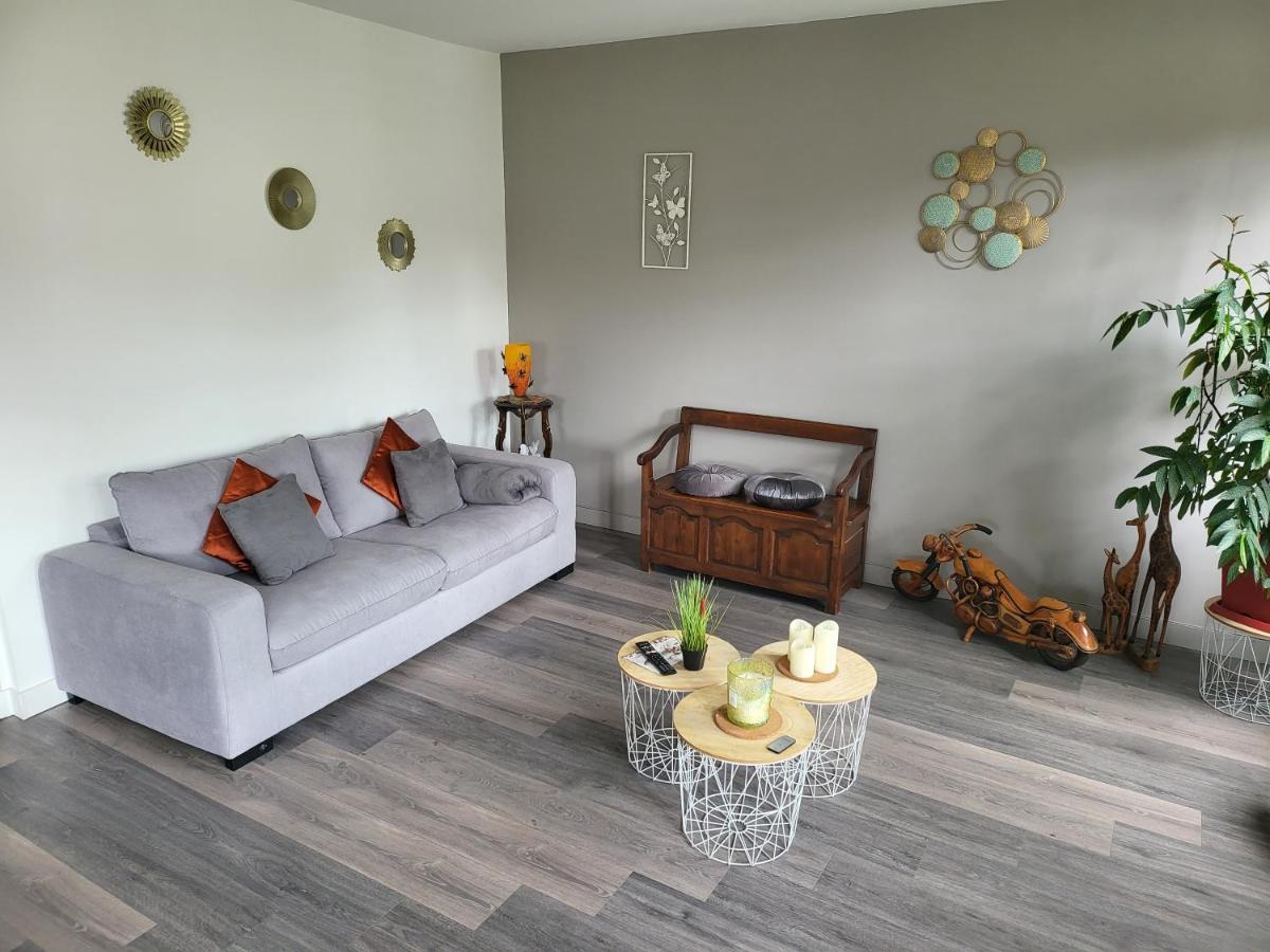 Les Appartements Du Marche ดีน็อง ภายนอก รูปภาพ